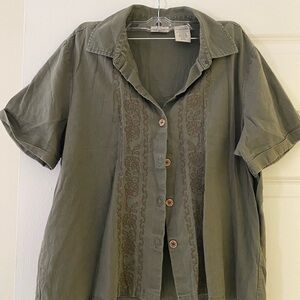 Classic Elements Khaki Button Down Shirt